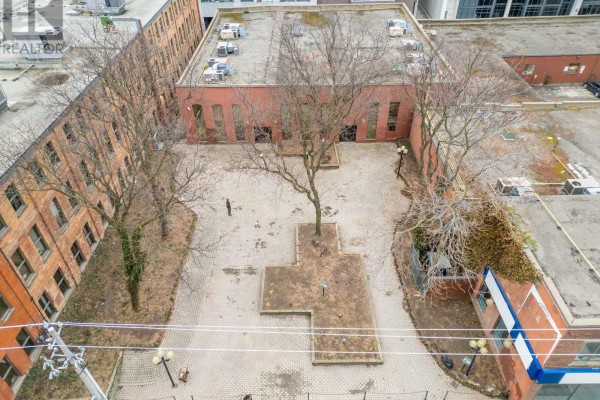 E - 381 Richmond Street E, Toronto, ON M5A1P6 Photo 4