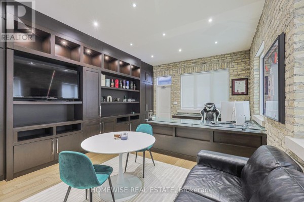 E - 609 Marlee Avenue, Toronto, ON M6B3J6 Photo 2