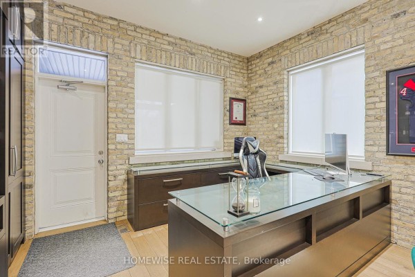 E - 609 Marlee Avenue, Toronto, ON M6B3J6 Photo 5