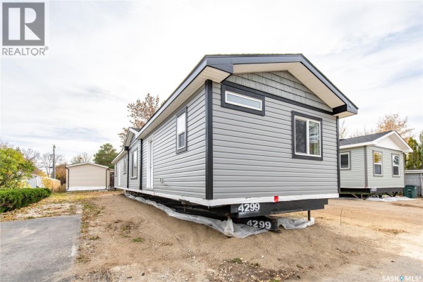 Bedroom - E19 1455 9th Avenue Ne, Moose Jaw, SK S6J1C6 Photo 2