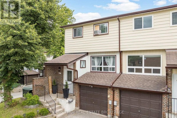 E4 - 63 Ferris Lane, Barrie, ON, photo 2