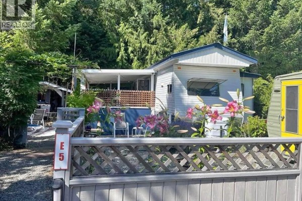 E5 2650 Turnbull Rd, Qualicum Beach, BC, photo 3