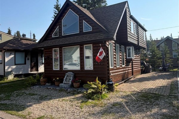 1537 Eagle - Waskesiu Lake, Prince Albert National Park