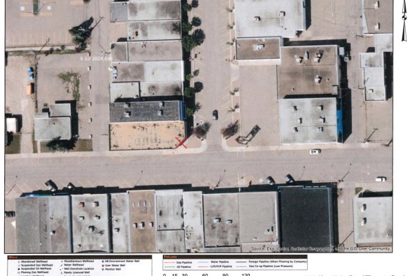 East, 5104 51 St (east Suite), Drayton Valley, AB T7A1R1 Photo 2