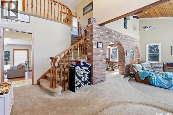 Family room - Elliot Acreage, Hoodoo Rm No  401, SK S0K4P0 Photo 5