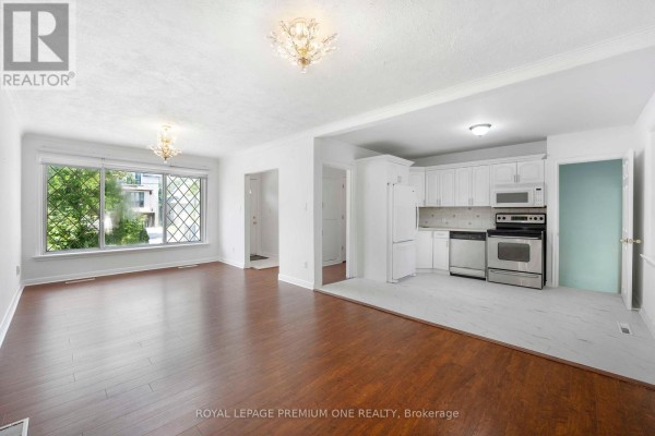 Kitchen - Entire - 139 Mckee Avenue, Toronto, ON M2N4C5 Photo 4
