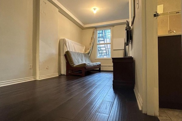 Entireonebedroom Main - 3 Pembroke St Street, Toronto, ON M5A2N6 Photo 2