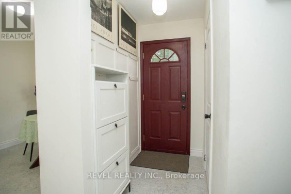 Living room - F - 151 Brantwood Park Road, Brantford, ON N3P1X9 Photo 3