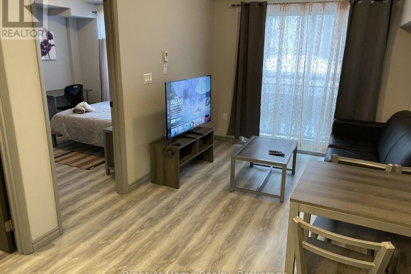 F202 - 275 Larch Street, Waterloo, ON N2L0J3 Photo 5