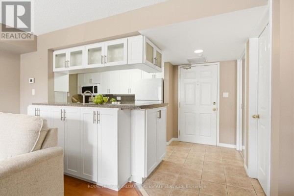 F304 - 216 Plains Road W, Burlington, ON, photo 2