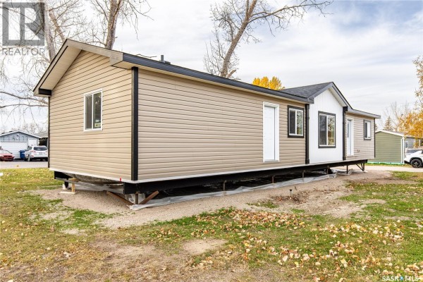 4pc Bathroom - F9 1455 9th Avenue Ne, Moose Jaw, SK S6J1C6 Photo 3