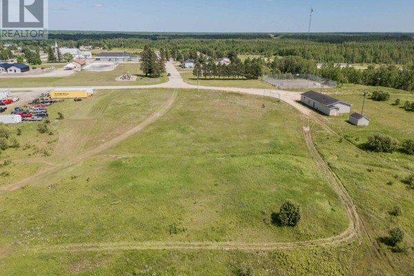 Fauquier - Pt1 Pt3 Of Cr347, Decarie Avenue, Kapuskasing, ON, photo 3