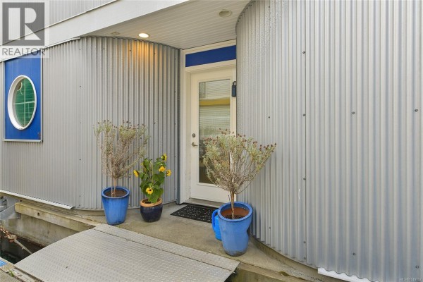Ensuite - Fh7 445 Head St, Esquimalt, BC V9A5S1 Photo 3