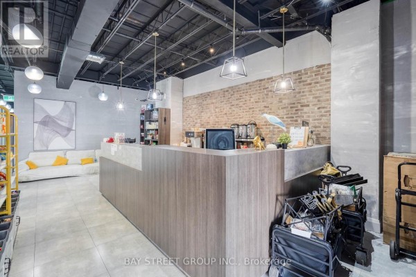 First Floor - 405 Dundas Street W, Toronto, ON M5T1G6 Photo 3