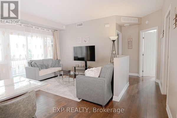 Living room - G - 1113 Stittsville Main Street N, Ottawa, ON K2S0C8 Photo 4