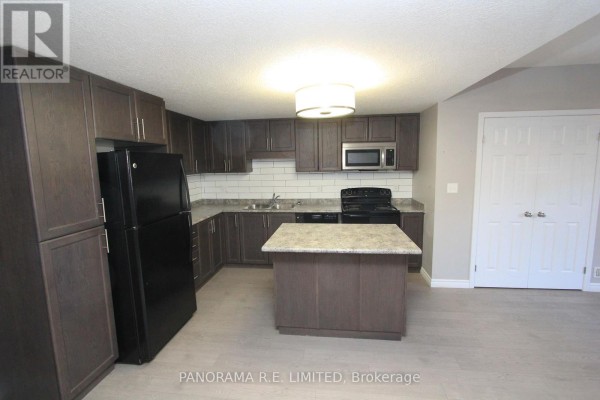 Living room - G - 243 Rachel Crescent, Kitchener, ON N2R0E2 Photo 4