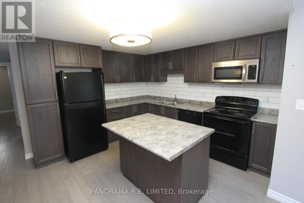 Kitchen - G - 243 Rachel Crescent, Kitchener, ON N2R0E2 Photo 5