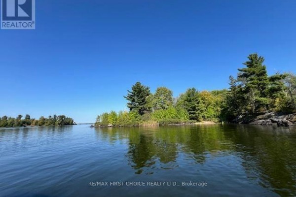 G 734 Rainy Lake, Rainy River Remote Area, ON, photo 2