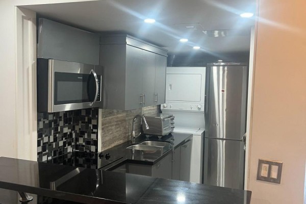 G06 - 10 Capreol Court, Toronto, ON M5V4A6 Photo 3