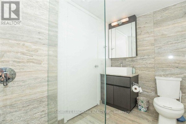Kitchen - G17 - 26 Capreol Court, Toronto, ON M5V4A3 Photo 3