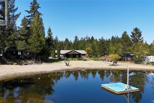 G8 2650 Turnbull Rd, Qualicum Beach, BC, photo 3