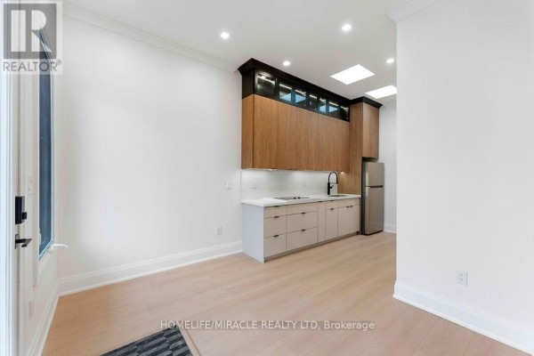 Primary Bedroom - Garden Suite - 22 Rossander Court, Toronto, ON M1J2B7 Photo 4
