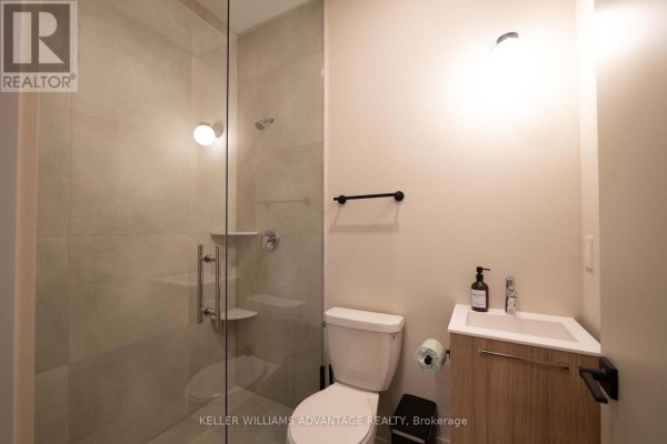 Garden Suite - 23 Ross Street, Toronto, ON M5T1Z8 Photo 5