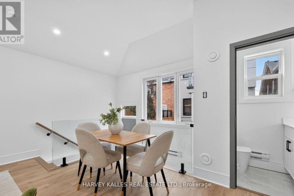 Living room - Garden Suite - 249 Lauder Avenue, Toronto, ON M6E3H5 Photo 4