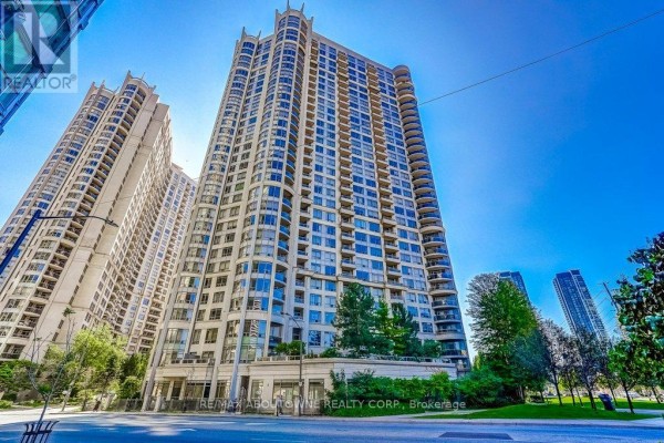 Living room - Gph25 - 3888 Duke Of York Boulevard, Mississauga, ON L5B4P5 Photo 2