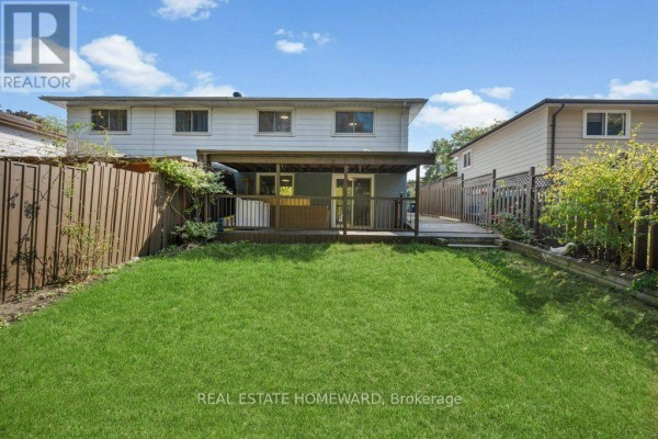 Living room - Ground - 1917 Bonnymede Drive, Mississauga, ON L5J1E2 Photo 2