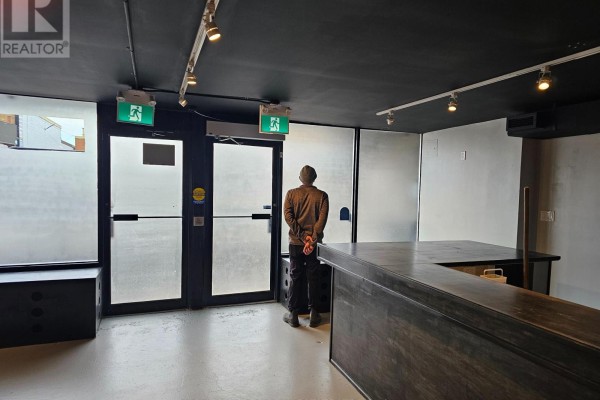 Ground - 2058 Dufferin Street, Toronto, ON M6E3R6 Photo 2