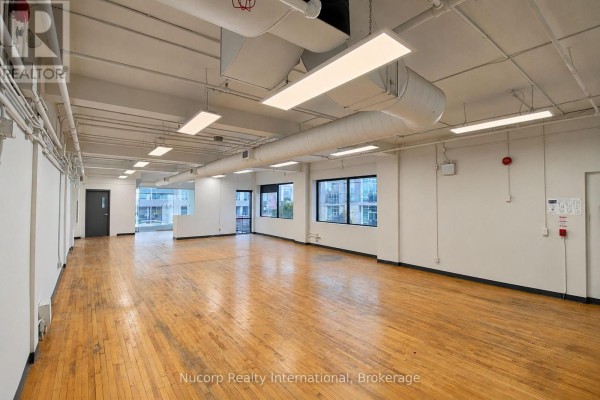 Ground Floor+lower Ground - 422 Adelaide Street W, Toronto, ON M5V1S7 Photo 3