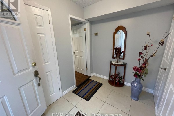 Bedroom - Ground Floor - 94 Heale Avenue, Toronto, ON M1N3X8 Photo 5