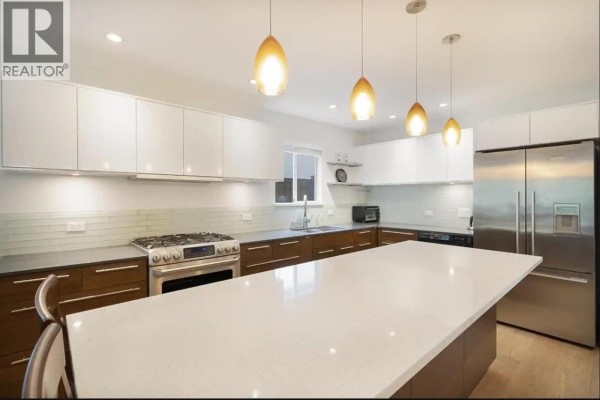 Ground Floor 453x 16th Ave W, Vancouver, BC V6R3E8 Photo 4