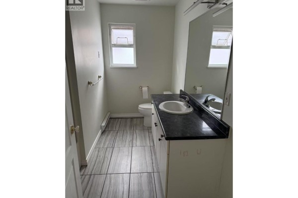 Ground Level-21xx Fraser Avenue, Coquitlam, BC V3B1N8 Photo 4