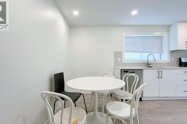 Ground Level 320 E 57th Avenue, Vancouver, BC, photo 2
