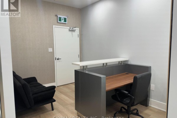 H210 - 460 Hespeler Road, Cambridge, ON N1R0E3 Photo 3
