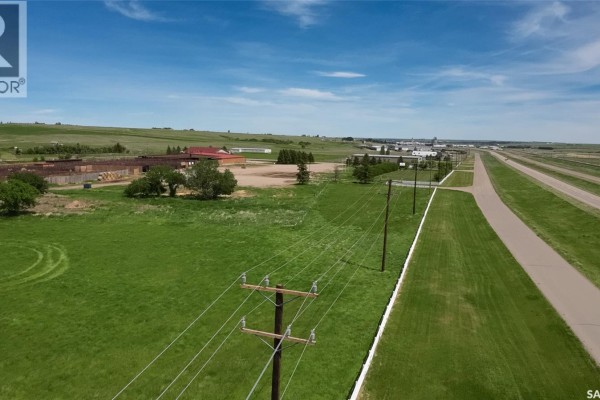 Highway 1 Frontage Lot, Swift Current, SK S9H5J5 Photo 4