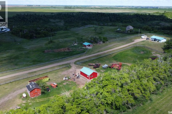 Bedroom - Howell Acreage, Lumsden Rm No  189, SK S0G3C0 Photo 5