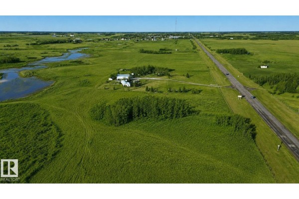 Hwy 16 & Hwy 15/855 Corner, Rural Lamont County, AB, photo 2