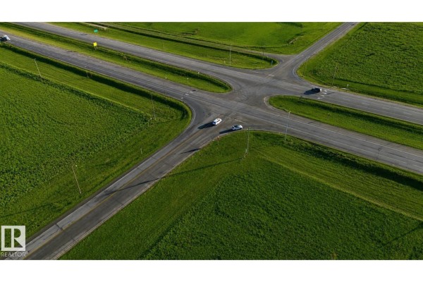 Hwy 16 & Hwy 15/855 Corner, Rural Lamont County, AB, photo 3