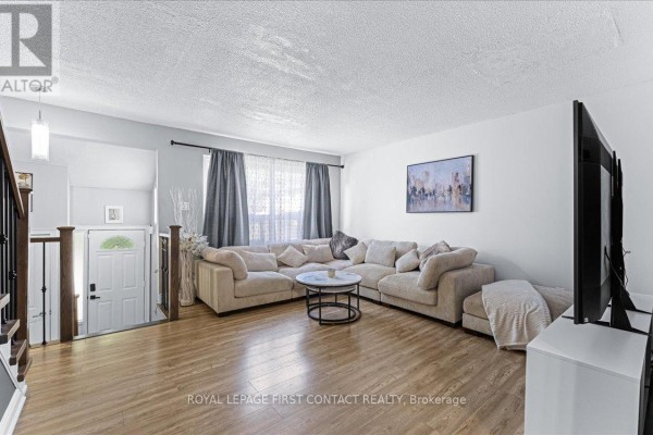 I7 - 63 Ferris Lane, Barrie, ON, photo 3