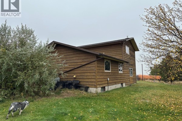 Mud room - Jones Acreage, Auvergne Rm No  76, SK S0N1Z0 Photo 5