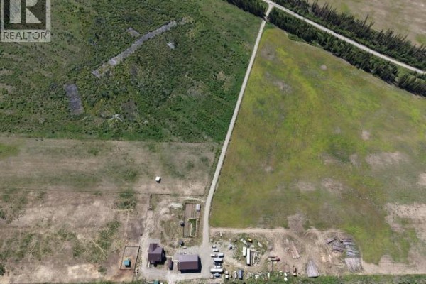 Kitchen - Km 1500 Alaska Highway, Whitehorse North, YT Y1A6M7 Photo 5
