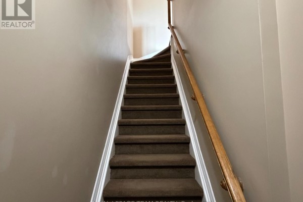 L - 767 Cedar Creek Drive, Ottawa, ON K1T0B3 Photo 5