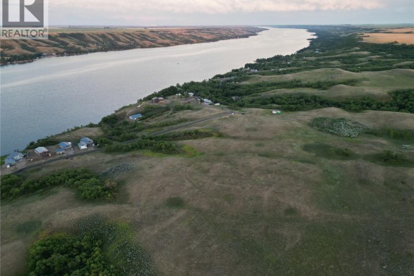 Lakeview Terrace, Buffalo Pound Lake, SK, photo 2