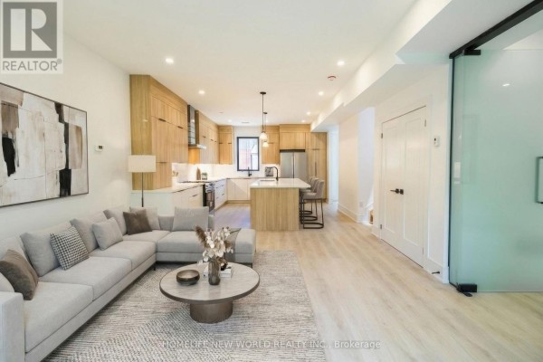 Primary Bedroom - Laneway - 679 Gladstone Avenue, Toronto, ON M6H3J5 Photo 5