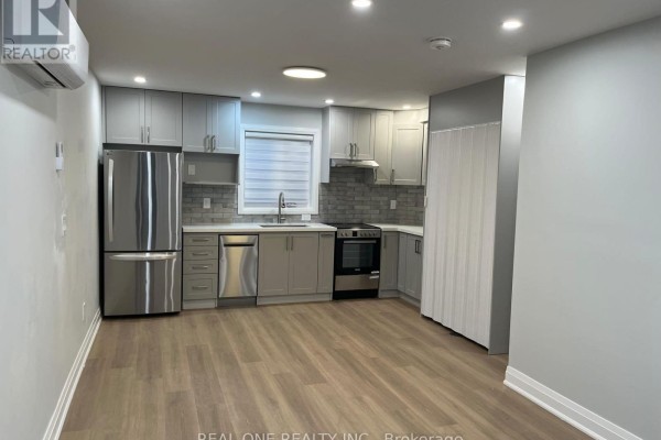 Bedroom - Laneway House - 90 Douglas Avenue, Toronto, ON M5M1G5 Photo 4