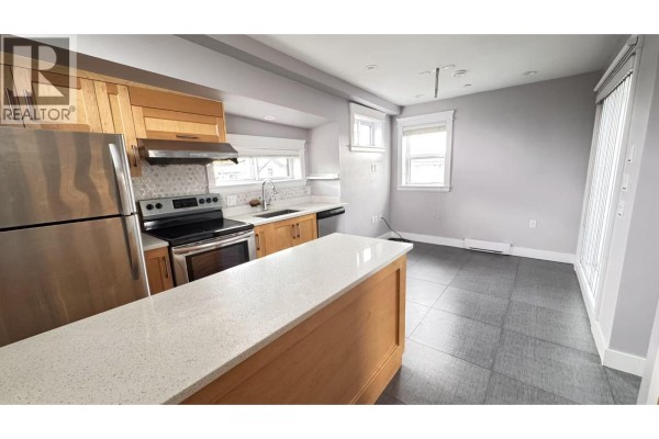 Laneway House 3202 E 5th Avenue, Vancouver, BC V5M1P3 Photo 5