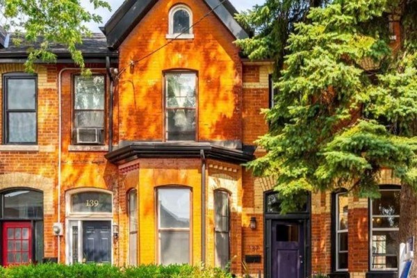 Large Bedroom 2nd Floor - 137 Denison Ave Avenue, Toronto